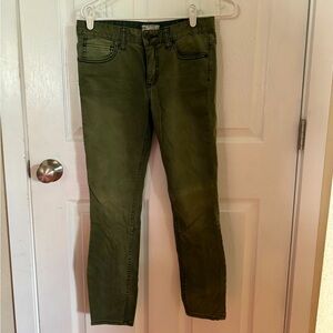 Free People dark green soft velvety feel stretchy size 27